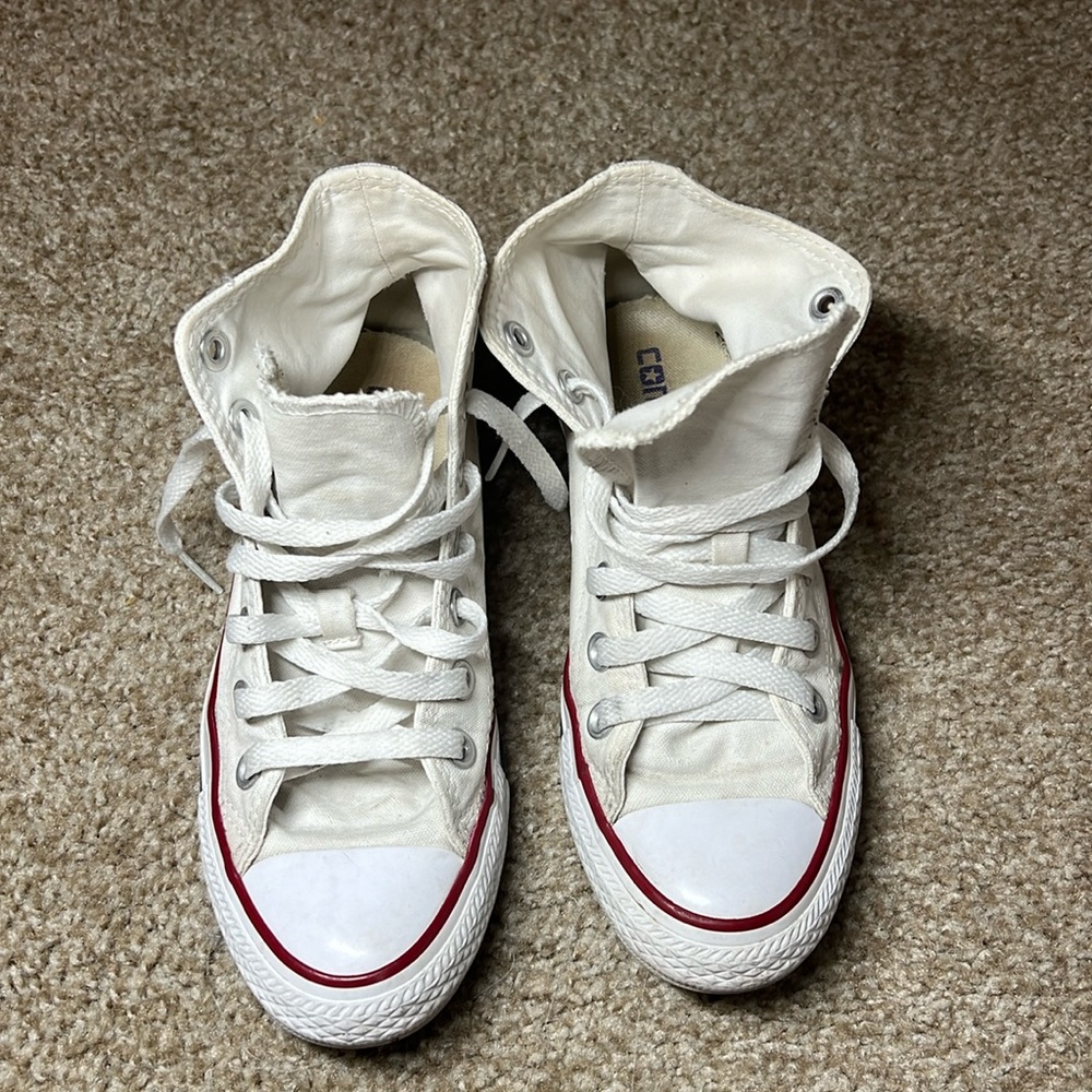 Chuck Taylor converse